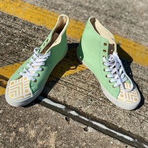 Inkkas sneakers for your upcoming adventure!